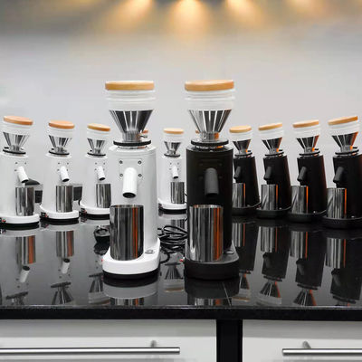 Broyeur à grains de café conique de 40 mm avec puissance de 180 W et matériau de broyage en alliage de titane