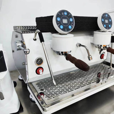 220V Gep professionnel semi-automatique double groupe machine à café Espresso pour le café